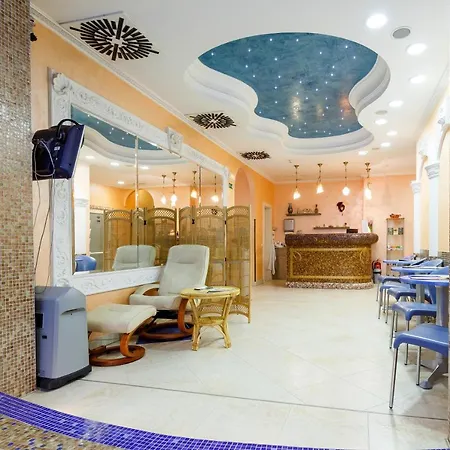 玛丽娜水疗酒店 酒店 4*